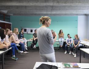 Bildungsangebote fĂŒr Jugendliche