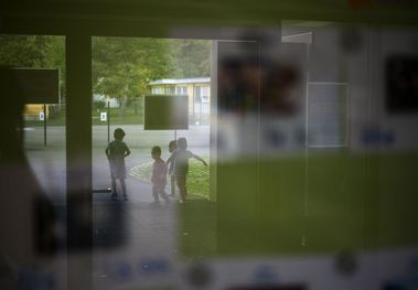 Kinder in einem Bundesasylzentrum