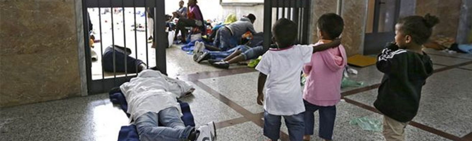 Asylsuchenden in Italien drohen Menschenrechtsverletzungen